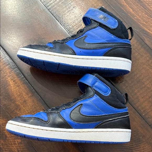 Nike Kids Black and Blue High-Top Sneakers - Picture 3 of 11